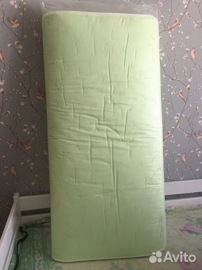 Матрас в детскую кроватку новый