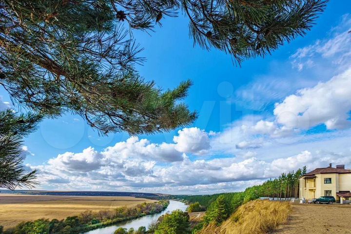 Таунхаус 170 м² на участке 2,1 сот.