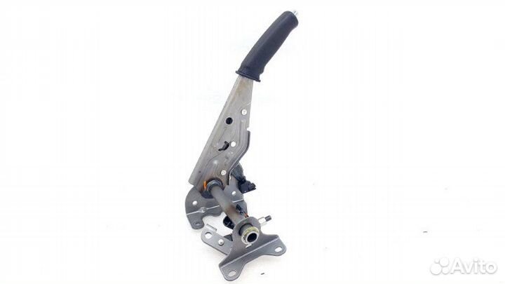 Рычаг стояночного тормоза Toyota Land Cruiser