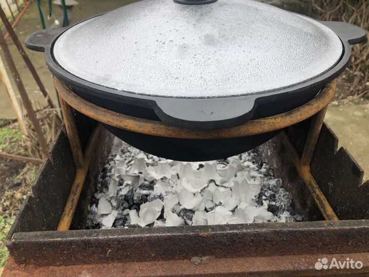 Казан чугунный 6 л. комплект, обожён