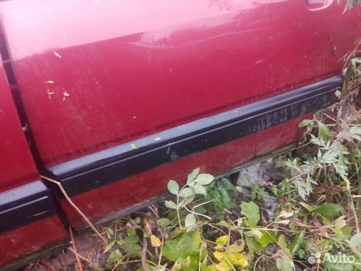 Молдинг двери Audi 100 44