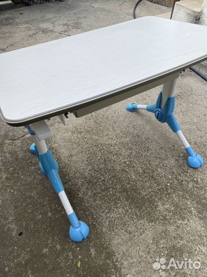 Растущая парта SingBee