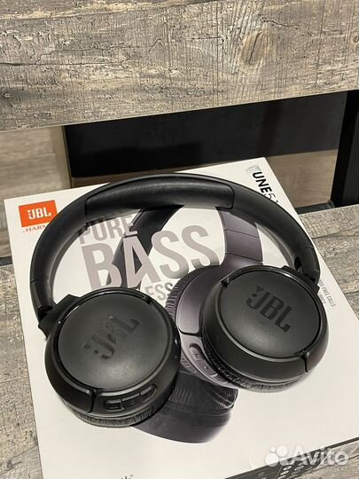 Беспроводные наушники jbl