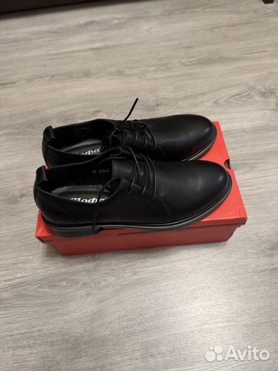 Полуботинки женские 38 размер