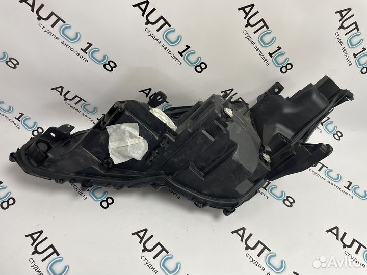 Фара правая Toyota Camry 70 Full Led XV70