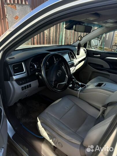 Toyota Highlander 3.5 AT, 2017, 120 000 км