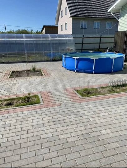 Коттедж 280 м² на участке 16 сот.