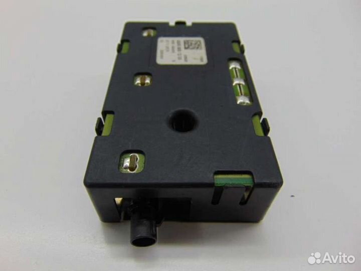 Антенна Mercedes C W205 2020г. A2059051205