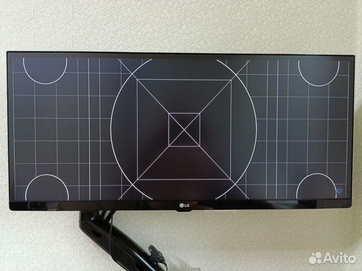 Монитор LG 29UM69G 29