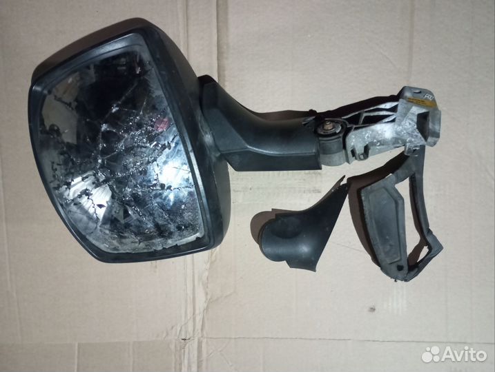 Переднее бардюрное зеркало