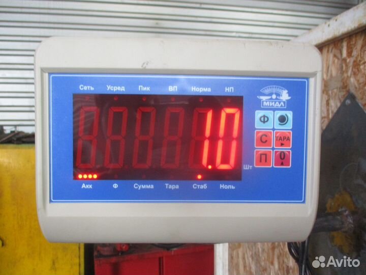 Патрубок воздушного фильтра MAN 81082010572