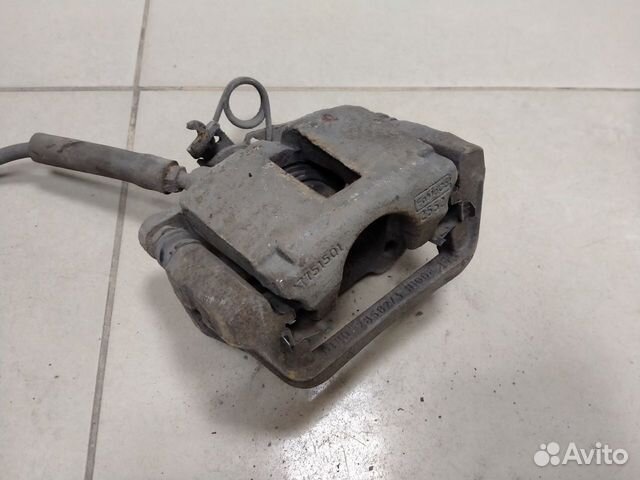 Суппорт тормозной задний правый Ford Explorer 5