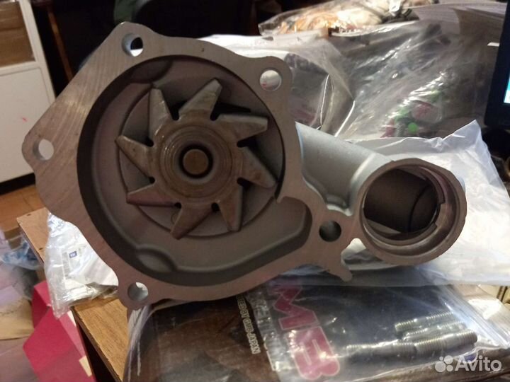 Помпа водяная Mitsubishi Hover