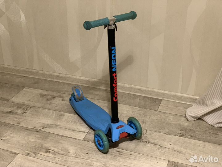 Трехколесный самокат Slider Comfort neon от 3 лет