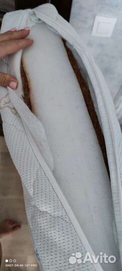 Детская кроватка с матрасом