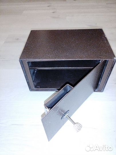 Оружейный сейф для пистолета