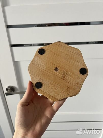 Держатель для бумажных полотенец