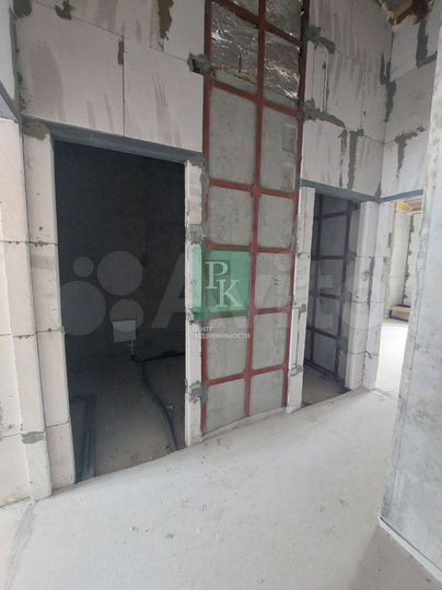 2-к. квартира, 63 м², 8/8 эт.