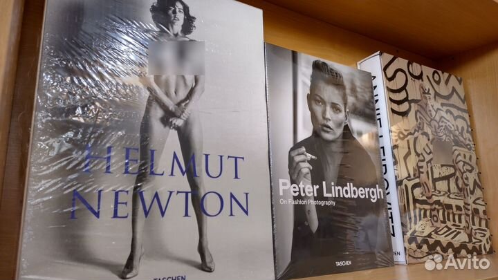 Книги XL Helmut Newton, XL Annie Leibovitz, XL Pet