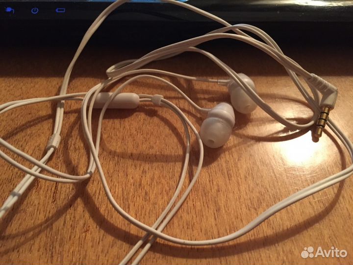 Гарнитура Sony для телефона, CD и др. гаджетов