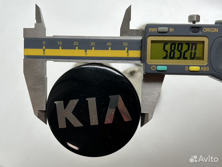 Оригинальные колпачки заглушки на литые диски Kia