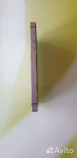 Телефон iPhone 5s