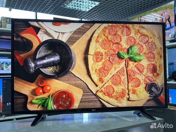 Телевизор 43