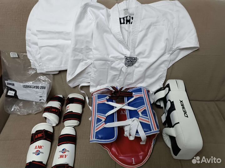 Экипировка для тхэквондо