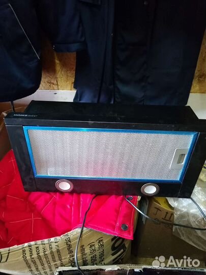 Кухонная вытяжка 60