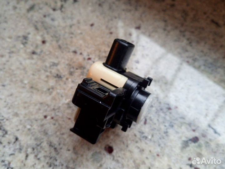 Датчик парковки 8934133200