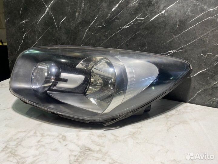 Фара левая Kia Picanto G4LA 2014