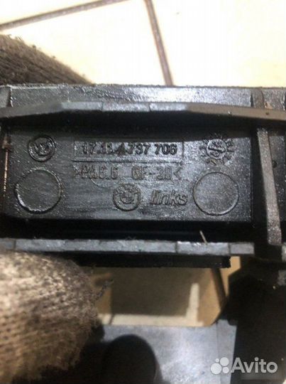 Крепление кассеты радиаторов Bmw 5 E39