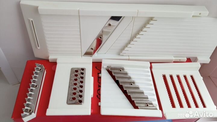 Терка с контейнером