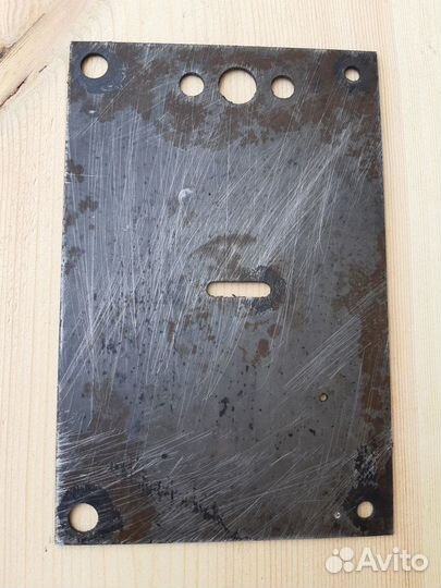 Пластина защитная для замков