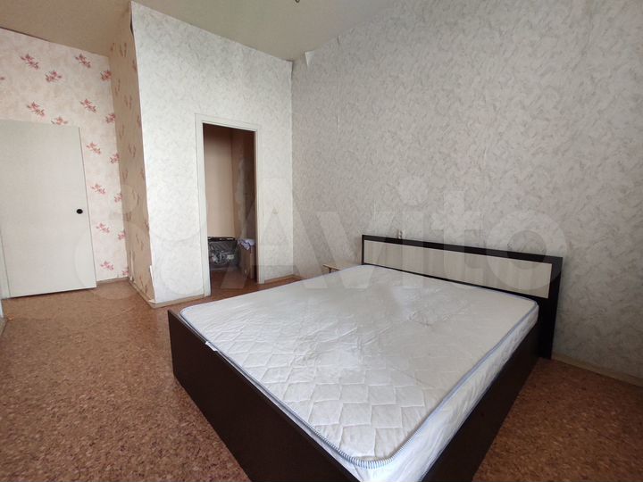 3-к. квартира, 101 м², 6/8 эт.