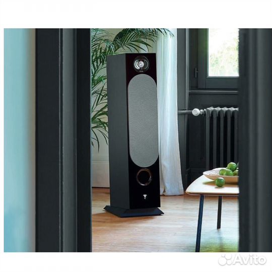 Focal Chora 826 Black