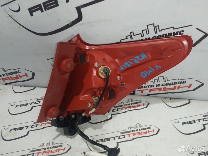 Фонарь toyota auris ADE186 NZE181H NZE184H ZRE186H