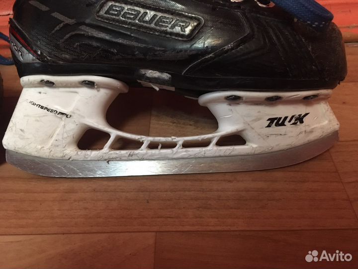 Хоккейные коньки бауэр