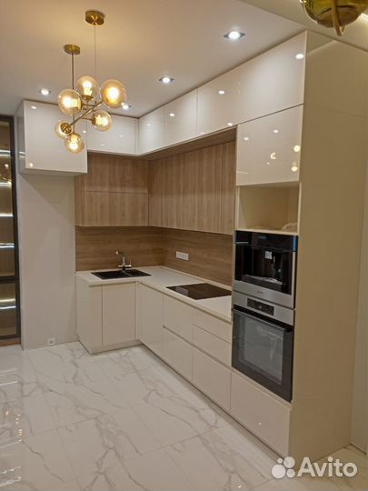 Кухня угловая на заказ.Арт. 014