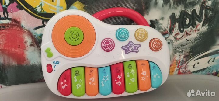 Развивающие игрушки для малышей пакетом