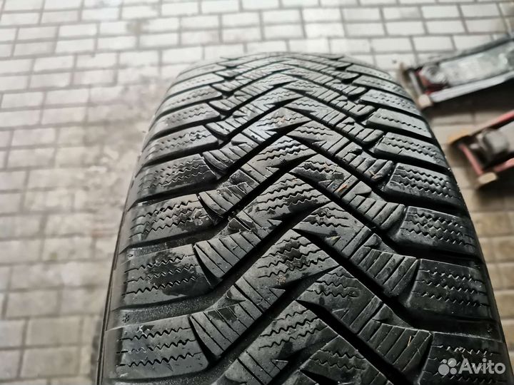 Laufenn G Fit 4S 235/65 R17
