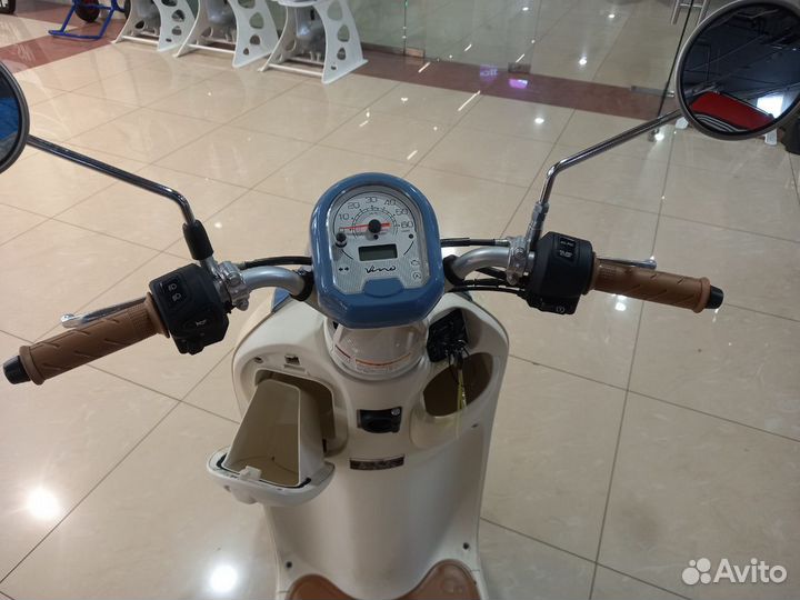 Скутер Yamaha Vino