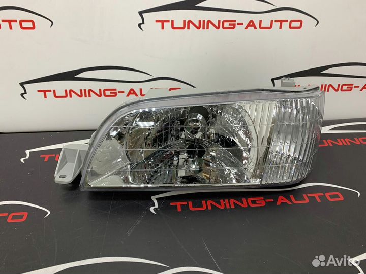 Фары Камри 40 кузов 1994-98 новые