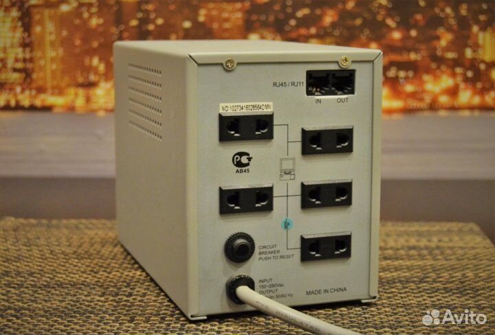 Стабилизатор напряжения defender AVR real 1500 AV