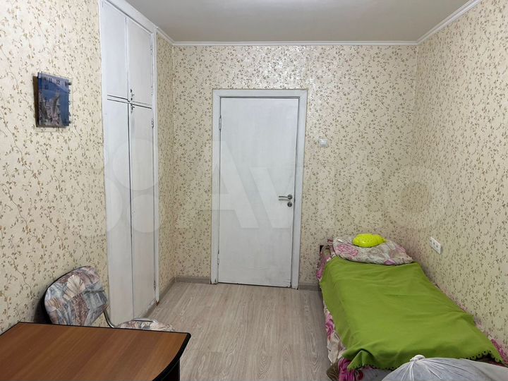 3-к. квартира, 60 м², 1/2 эт.