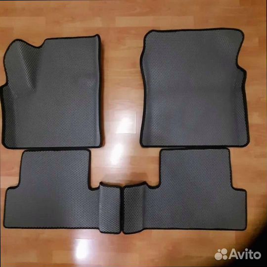 3D автомобильные коврики в салон