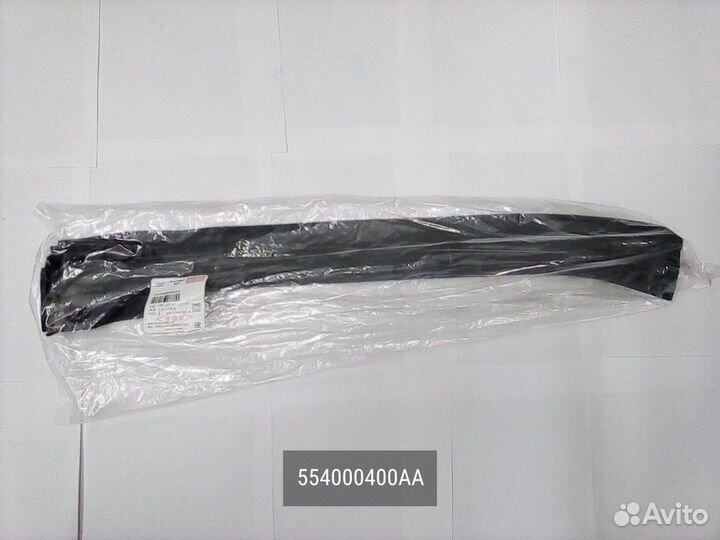 Уплотнитель грязезащитный задней левой двери