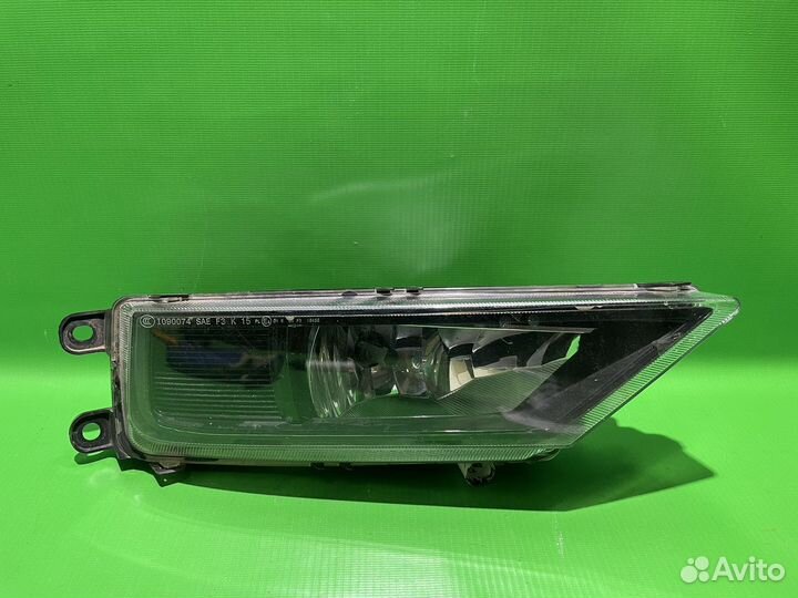 Фара птф правая Volkswagen Tiguan 2 2017-2020