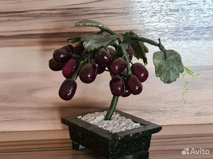 Дерево счастья из натуральных камней