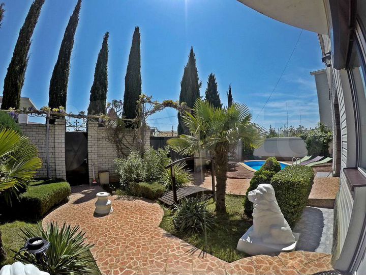 Дом 150 м² на участке 4 сот.